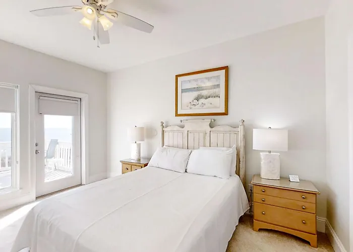 Beautiful Gulf-front With Sweeping Views From Balcony Shared Pool Wifi * Gulf Shores
