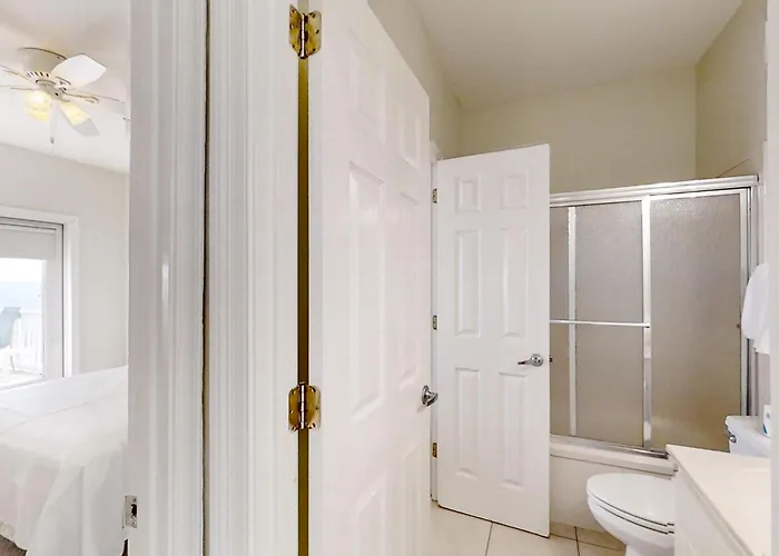 Holiday home Beautiful Gulf-front With Sweeping Views From Balcony Shared Pool Wifi Gulf Shores
