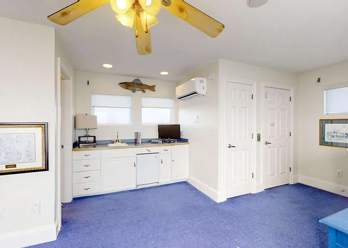 Holiday home Beautiful Gulf-front With Sweeping Views From Balcony Shared Pool Wifi *